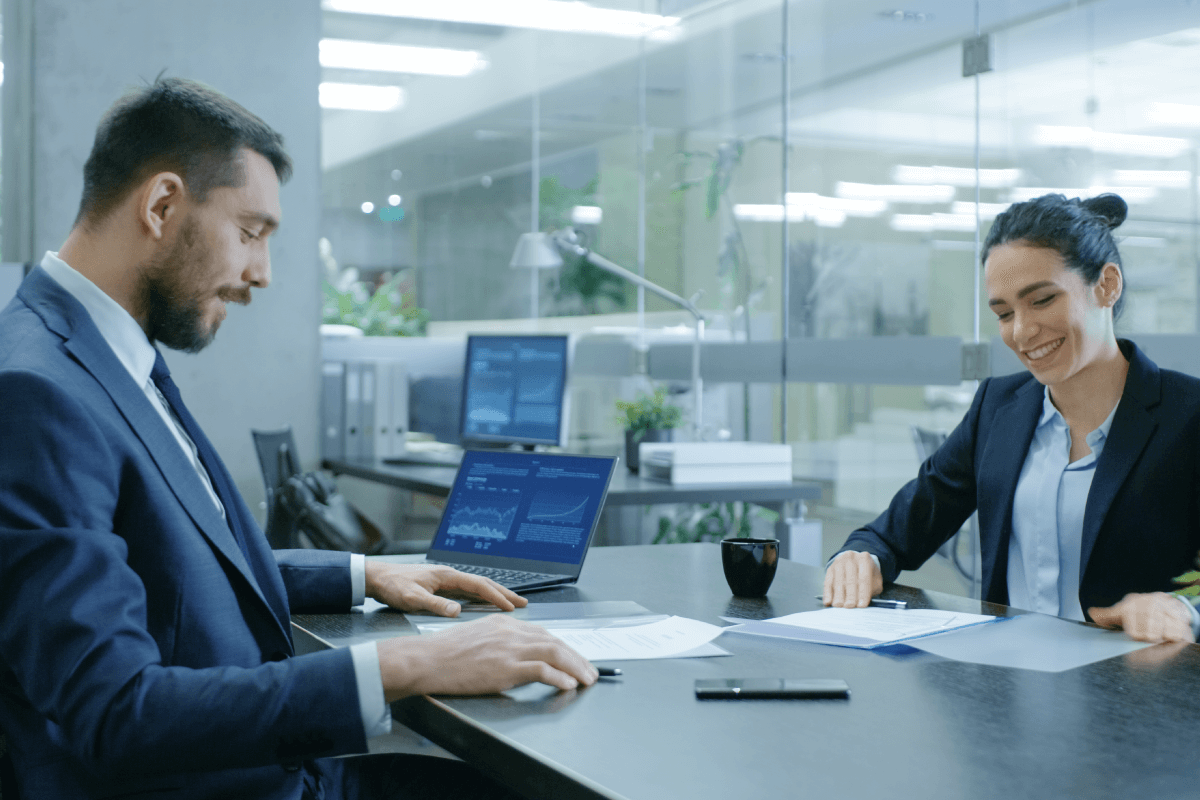 Análise Comparativa de Mercado: Como fechar mais negócios?